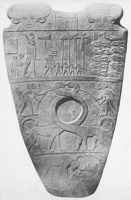Narmer-Palette, 'Vorderseite'